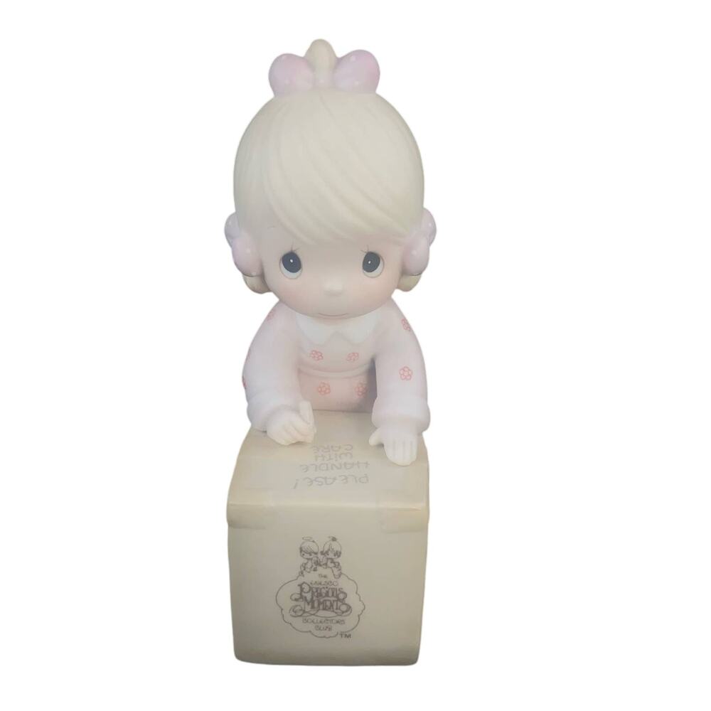 Precious Moments 1987 Sharing is Universal Figurine